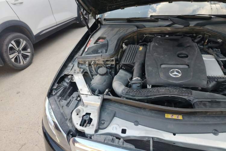 Used Mercedes-Benz E-Class 2018 Facelifted E 300 L Stylish Version Engine Bay Right