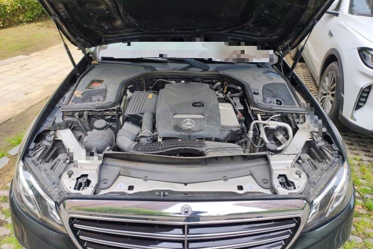 Used Mercedes-Benz E-Class 2018 Facelifted E 300 L Stylish Version Engine Bay