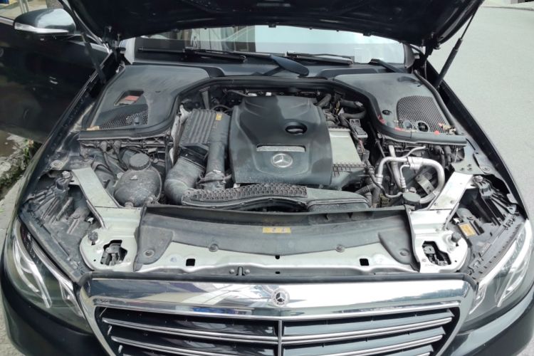 Used Mercedes-Benz E-Class 2018 Facelift E 200 L Engine Bay