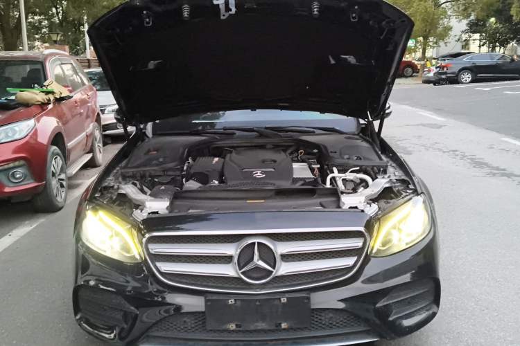 Used Mercedes-Benz E-Class 2018 Facelift E 200 L Sport Edition Engine Bay