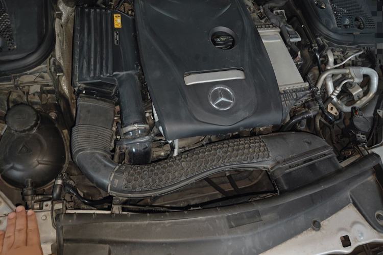 Used Mercedes-Benz E-Class 2018 E 300 L Stylish Model Engine Bay
