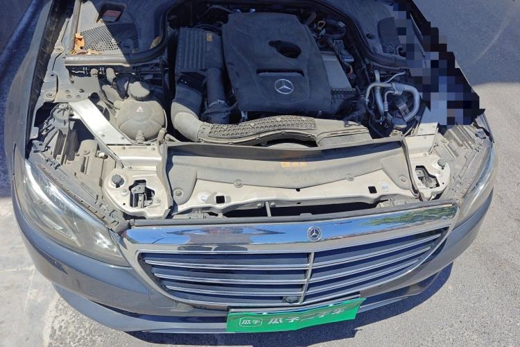 Used Mercedes-Benz E-Class 2018 E 200 L Engine Bay