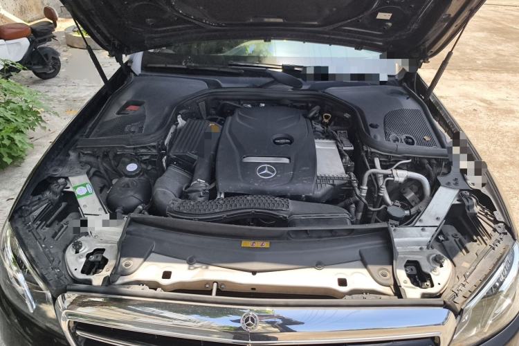 Used Mercedes-Benz E-Class 2018 Facelift E 300 L Luxury Edition Engine Bay