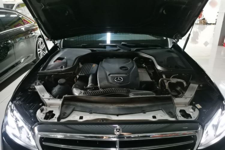 Used Mercedes-Benz E-Class 2018 E 300 L Luxury Model Engine Bay