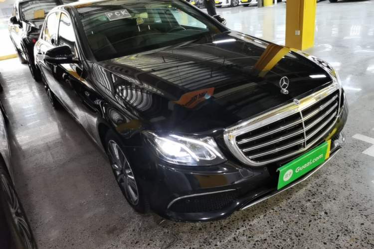 Used Mercedes-Benz E-Class 2018 Facelift E 300 L Luxury Edition Exterior 1