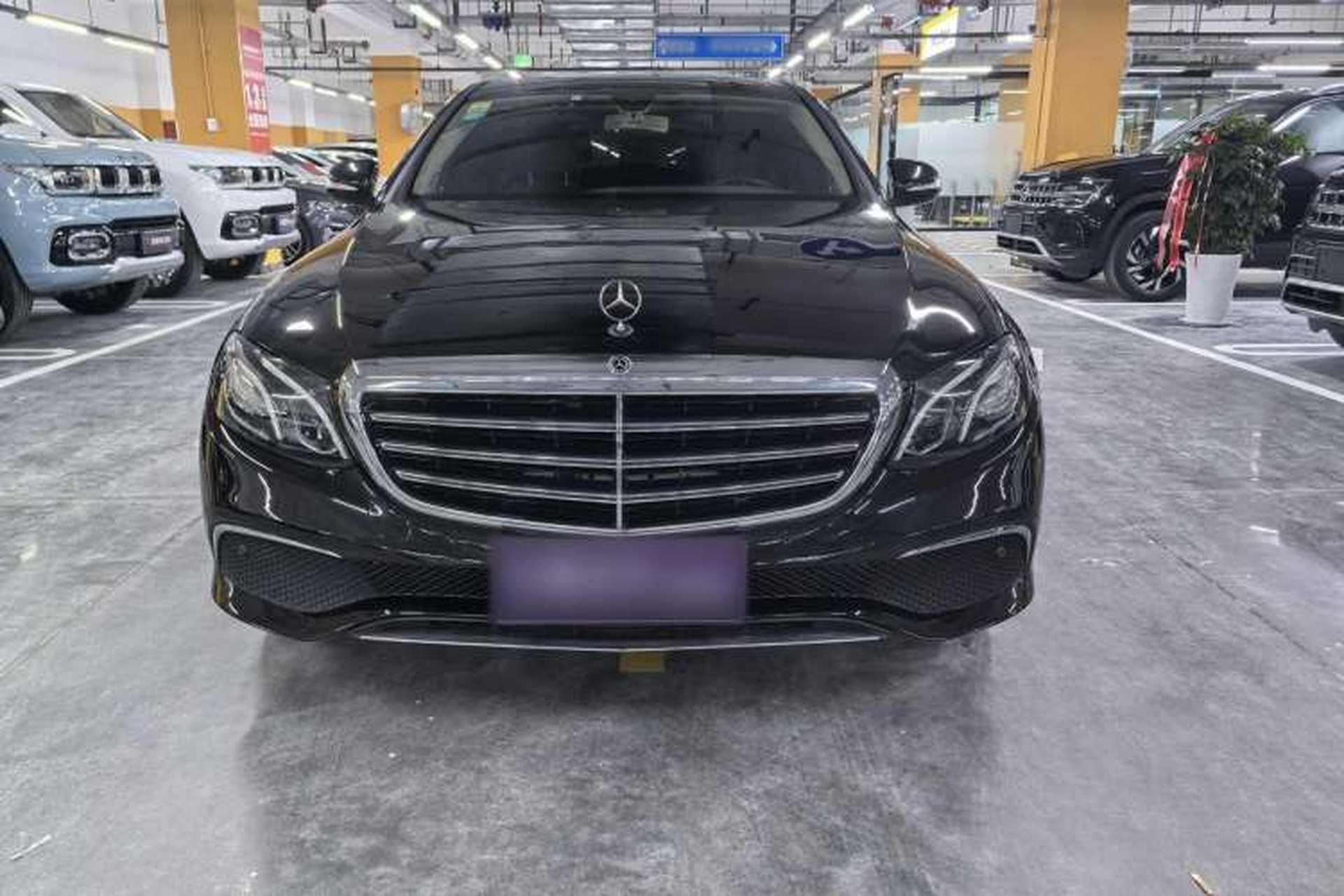 Used Mercedes-Benz E-Class 2018 E 200 L Exterior 1