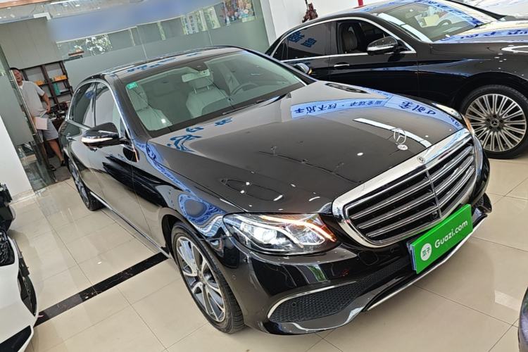 Used Mercedes-Benz E-Class 2018 Facelift E 300 L Luxury Edition Exterior 1