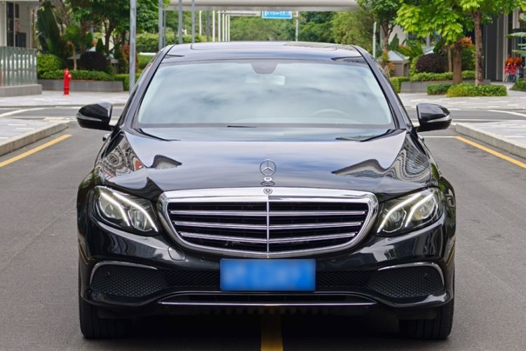 Used Mercedes-Benz E-Class 2018 Facelift E 200 L Exterior 1