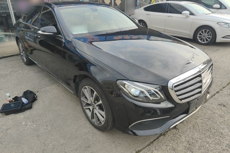 Used Mercedes-Benz E-Class 2018 Facelift E 200 L Exterior 1