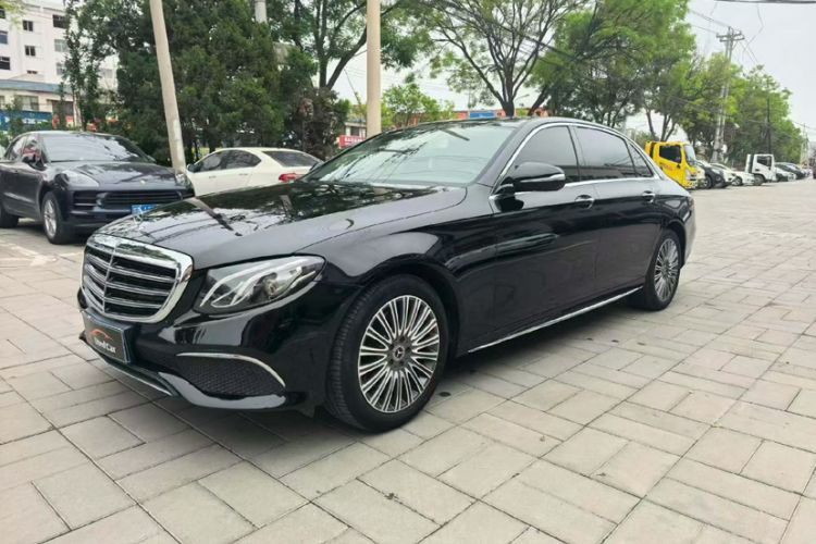Used Mercedes-Benz E-Class 2018 E 200 L Sport 4MATIC Exterior 2