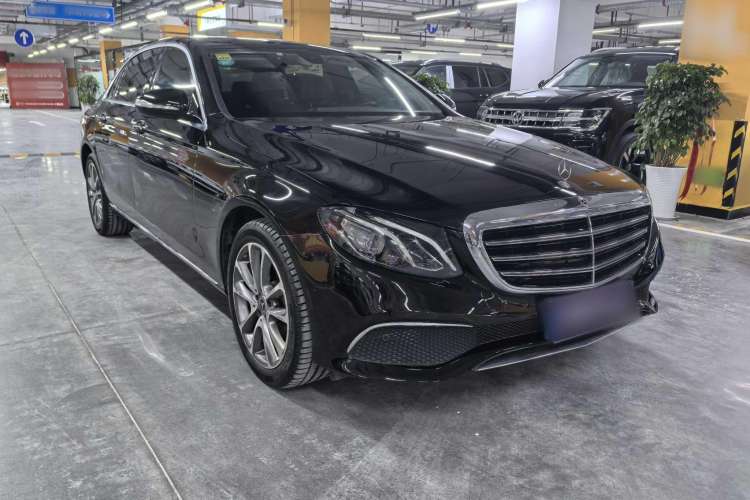 Used Mercedes-Benz E-Class 2018 E 200 L Exterior 2