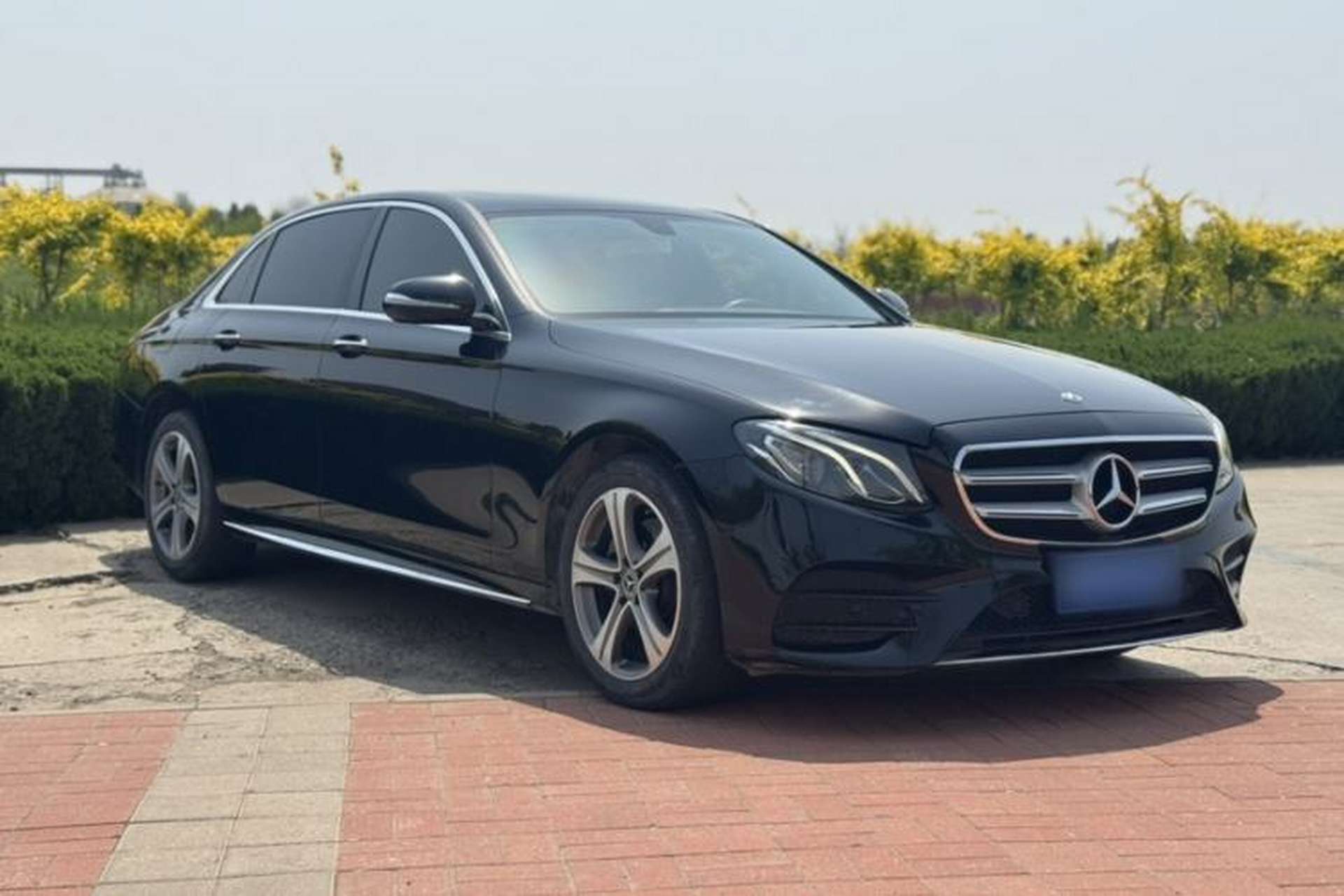 Used Mercedes-Benz E-Class 2018 Facelift E 200 L Sport Edition Exterior 2