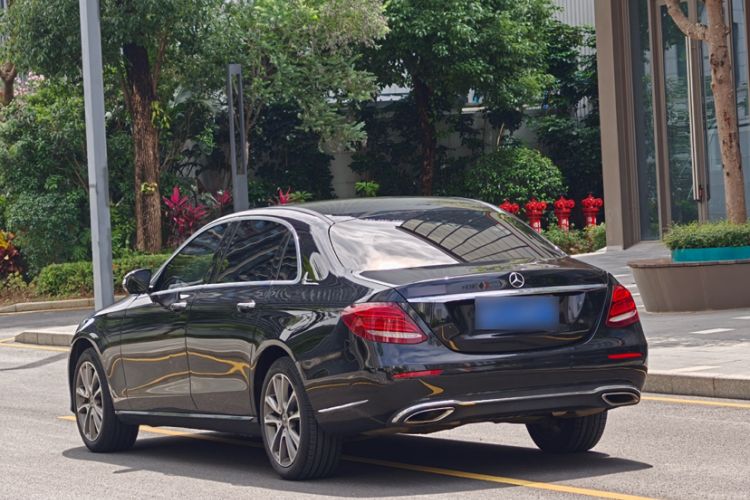 Used Mercedes-Benz E-Class 2018 Facelift E 200 L Exterior 2