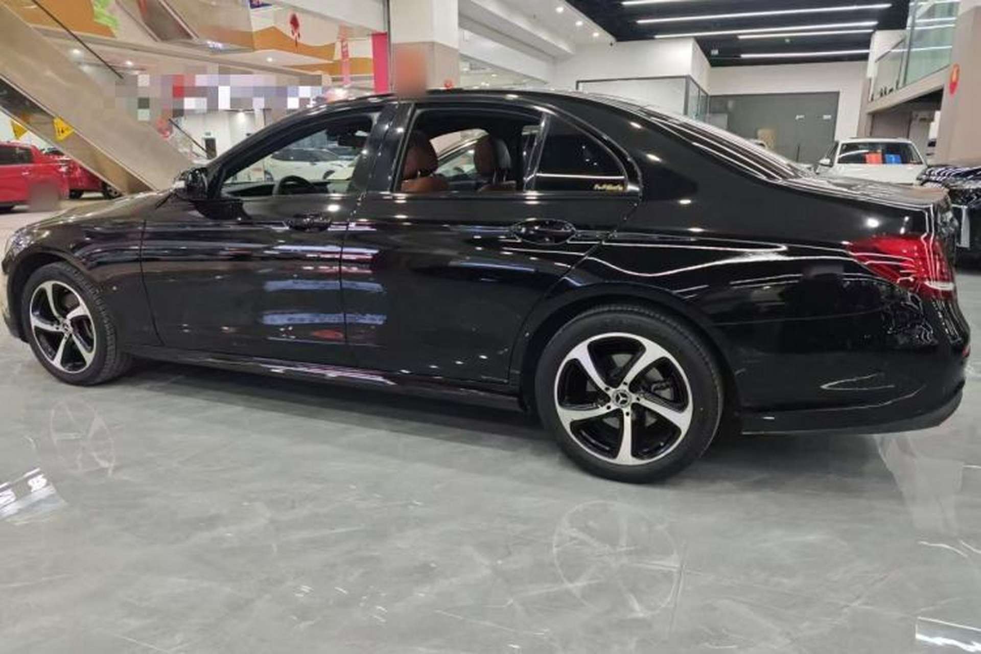 Used Mercedes-Benz E-Class 2018 E 200 Sport Edition Exterior 3