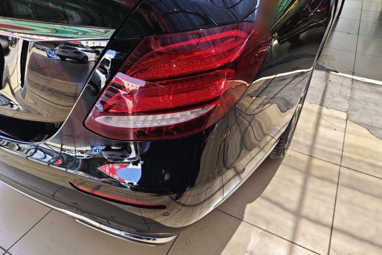 Used Mercedes-Benz E-Class 2018 E 200 L Exterior 3