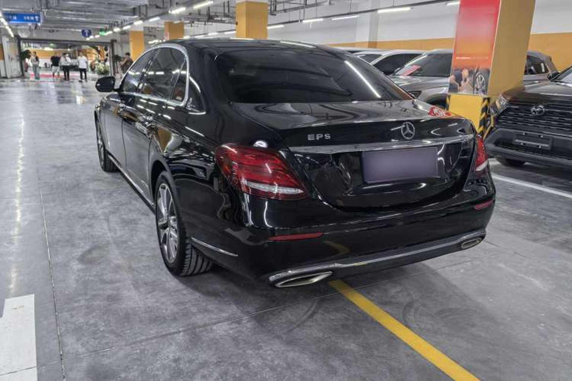 Used Mercedes-Benz E-Class 2018 E 200 L Exterior 3