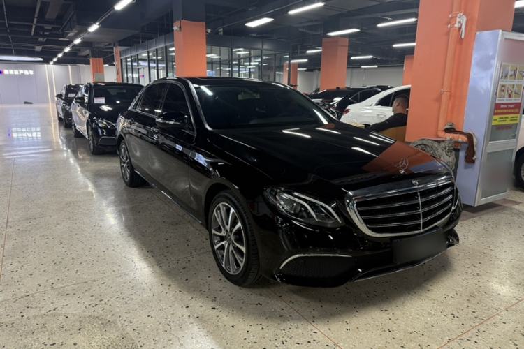 Used Mercedes-Benz E-Class 2018 Facelift E 200 L Exterior 3