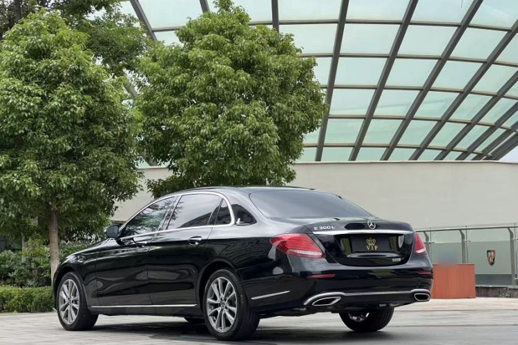 Used Mercedes-Benz E-Class 2018 Facelifted E 300 L Stylish Version Exterior 3