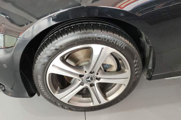 Used Mercedes-Benz E-Class 2018 E 200 L Sport Edition Exterior 4