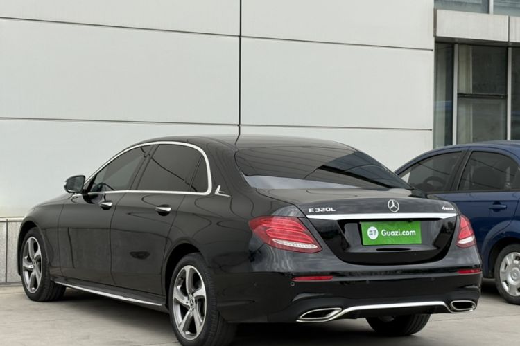 Used Mercedes-Benz E-Class 2018 Facelift E 200 L Sport 4MATIC Exterior 4