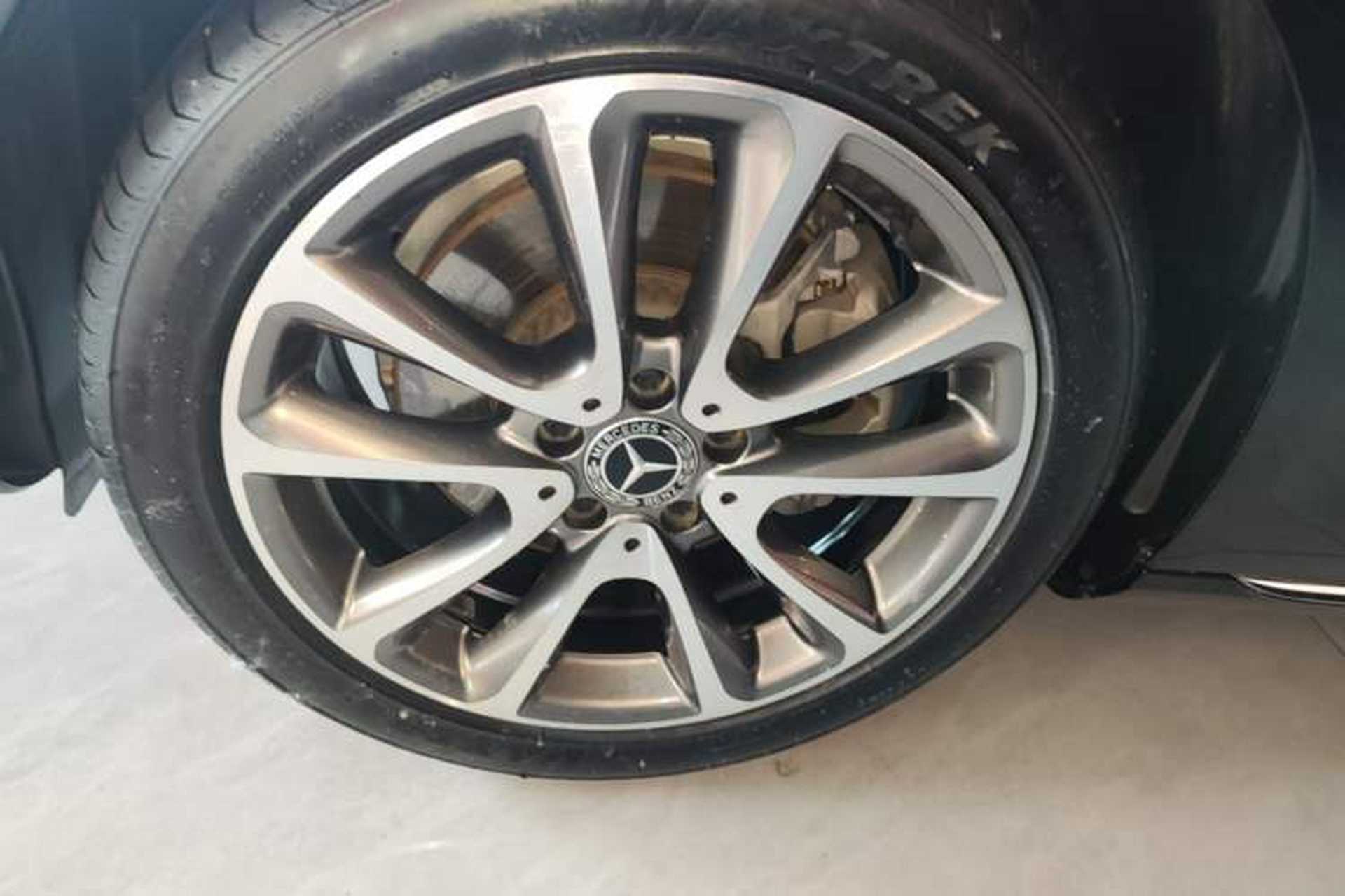 Used Mercedes-Benz E-Class 2018 Facelift E 200 L 4MATIC Exterior 4