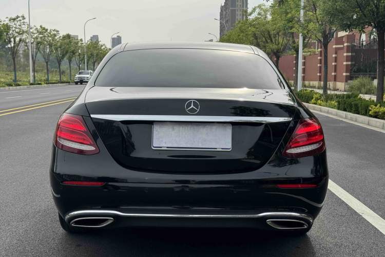 Used Mercedes-Benz E-Class 2018 E 200 L Exterior 4