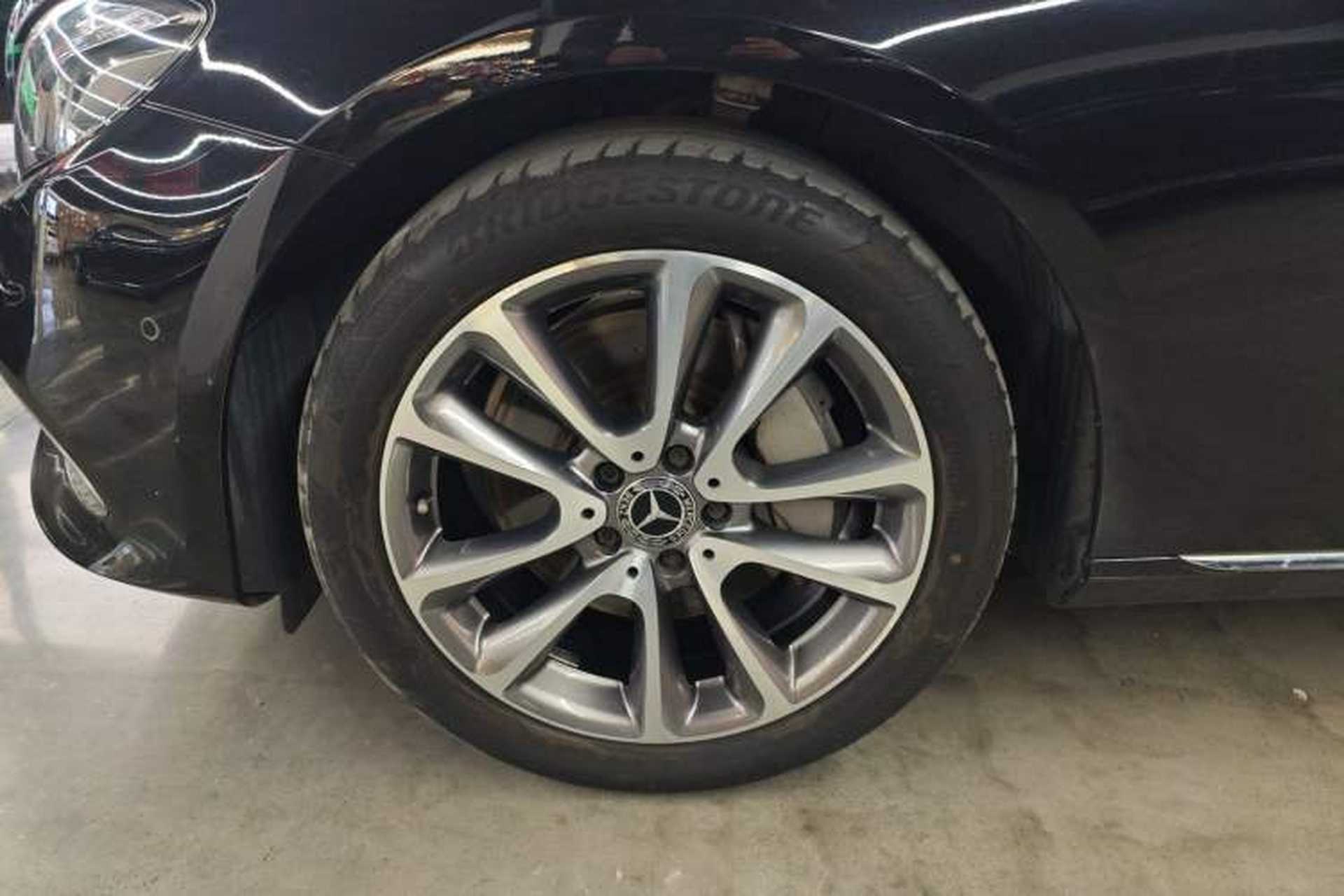 Used Mercedes-Benz E-Class 2018 Facelift E 300 L Luxury Edition Exterior 4