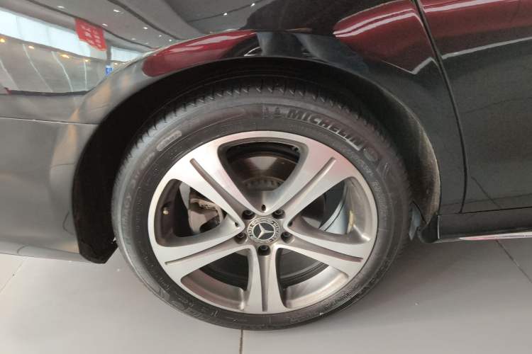 Used Mercedes-Benz E-Class 2018 E 200 L Sport Edition Exterior 5