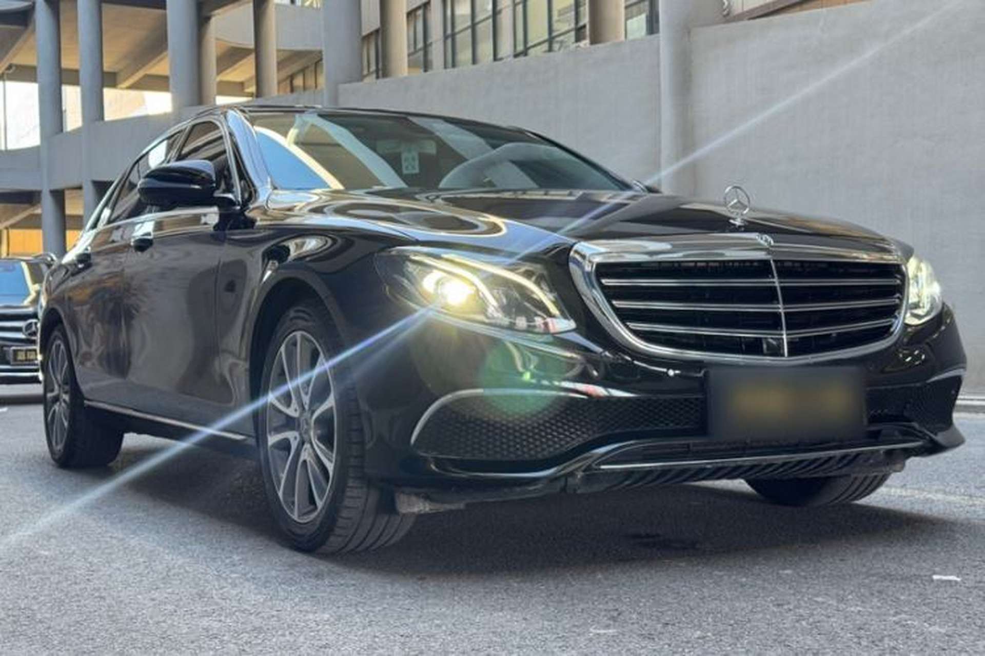 Used Mercedes-Benz E-Class 2018 Facelift E 200 L 4MATIC Exterior 5