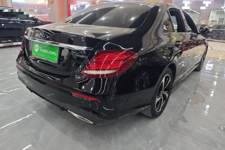 Used Mercedes-Benz E-Class 2018 E 200 Sport Edition Exterior 5