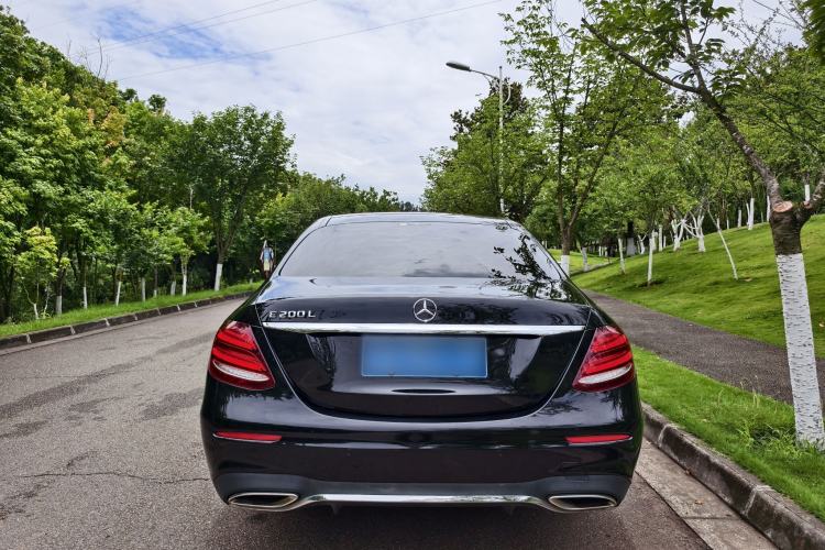 Used Mercedes-Benz E-Class 2018 Facelift E 200 L Sport Edition Exterior 5
