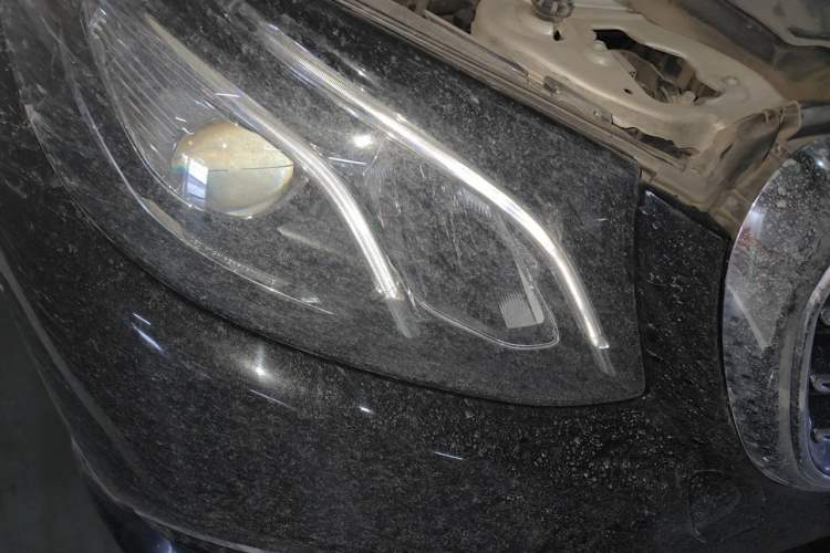 Used Mercedes-Benz E-Class 2018 Facelift E 200 L Exterior 6