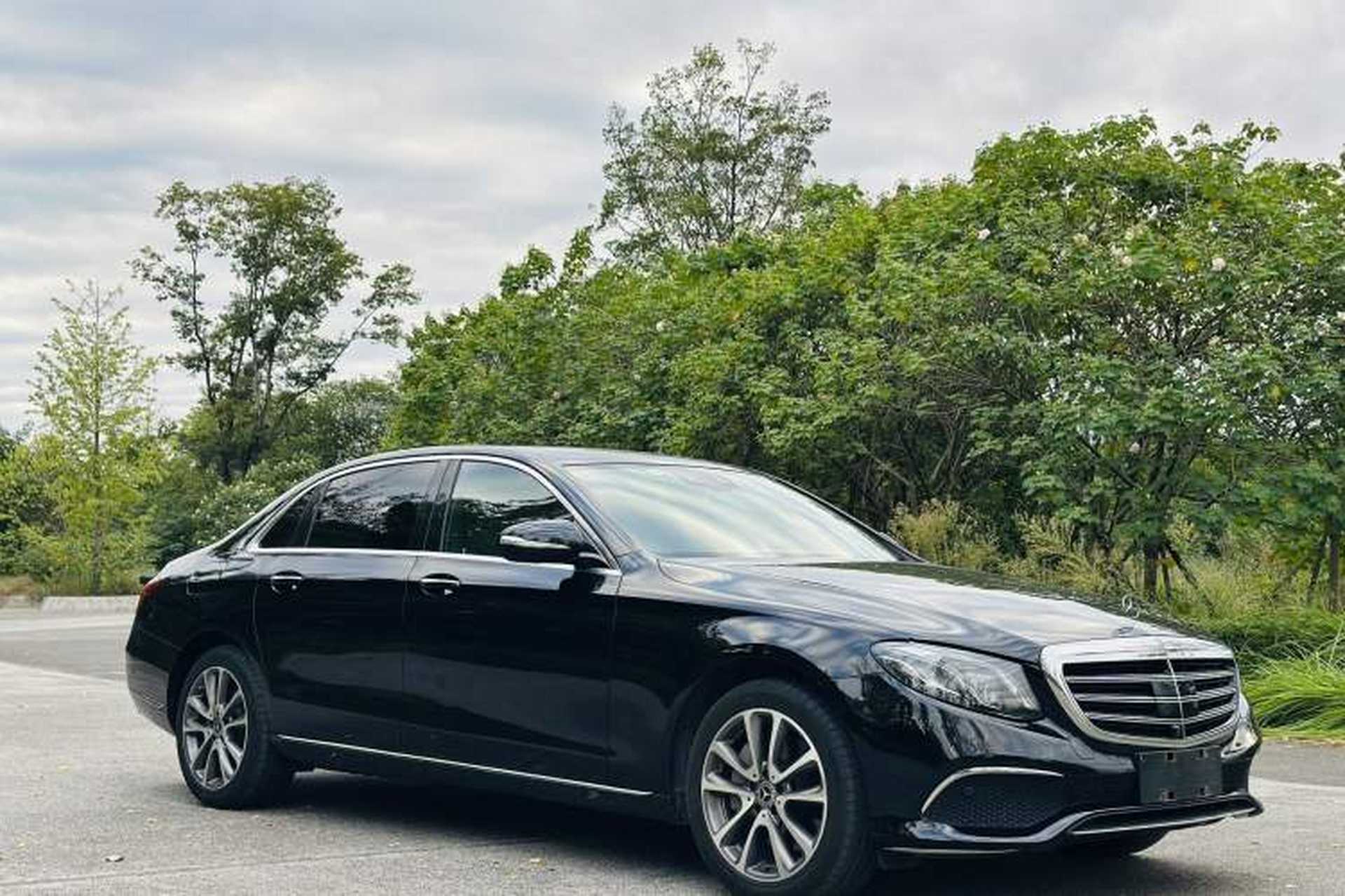 Used Mercedes-Benz E-Class 2018 Facelift E 300 L Luxury Edition Exterior 6