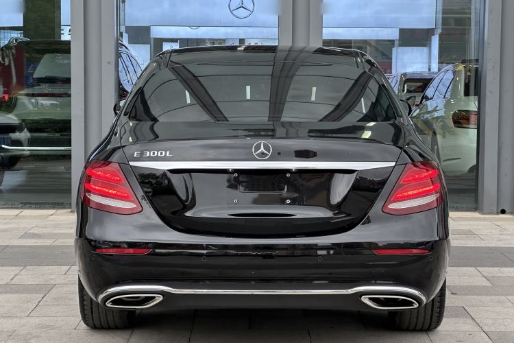 Used Mercedes-Benz E-Class 2018 Facelifted E 300 L Stylish Version Exterior 6