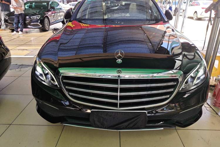 Used Mercedes-Benz E-Class 2018 E 200 L Front
