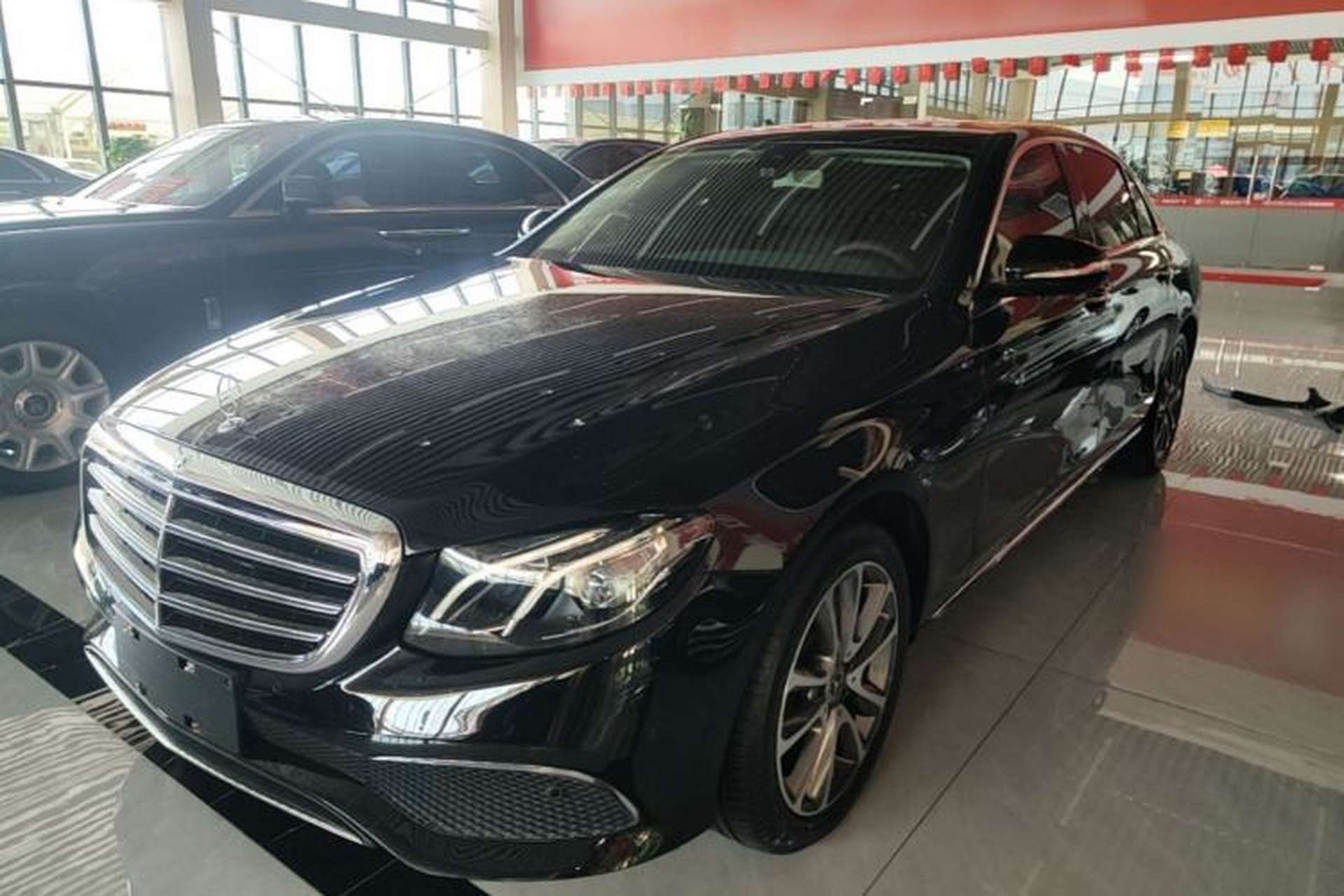 Used Mercedes-Benz E-Class 2018 Facelift E 200 L 4MATIC Front Left 45 Deg