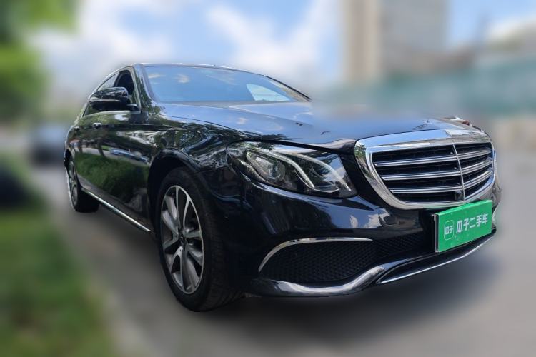 Used Mercedes-Benz E-Class 2018 Facelifted E 300 L Stylish Version Front Right 45 Deg