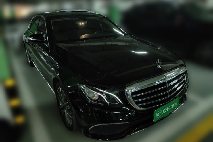 Used Mercedes-Benz E-Class 2018 E 200 L Front Right 45 Deg