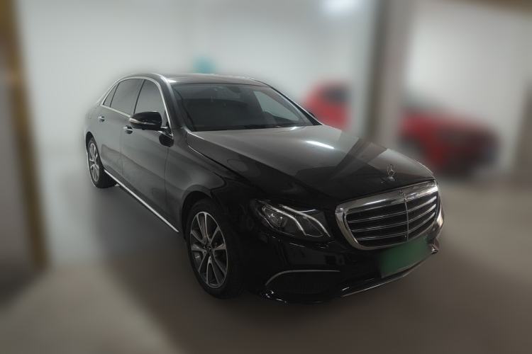 Used Mercedes-Benz E-Class 2018 Facelift E 300 L Luxury Edition Front Right 45 Deg