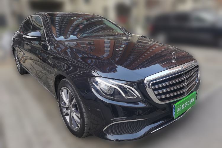 Used Mercedes-Benz E-Class 2018 E 200 L Front Right 45 Deg