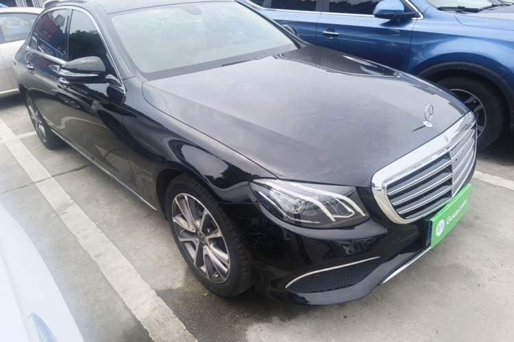 Used Mercedes-Benz E-Class 2018 Facelift E 200 L Front Right 45 Deg