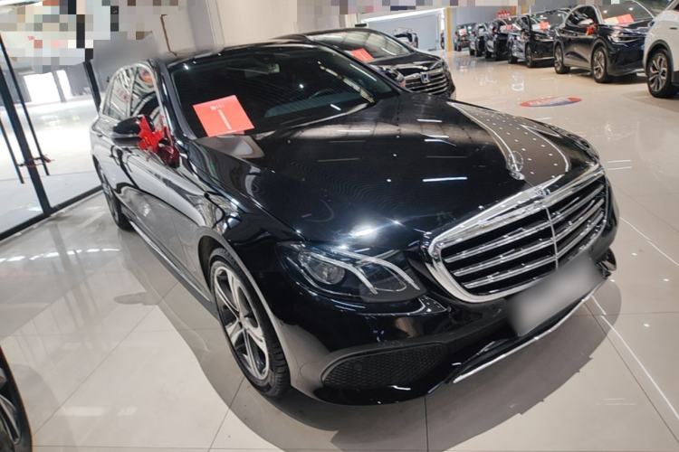 Used Mercedes-Benz E-Class 2018 Facelift E 200 L Sport Edition Front Right 45 Deg