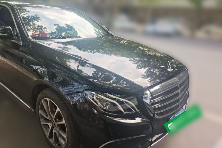 Used Mercedes-Benz E-Class 2018 Facelift E 200 L Front Right 45 Deg