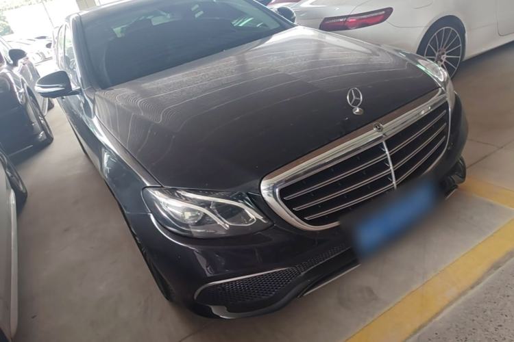 Used Mercedes-Benz E-Class 2018 Facelifted E 300 L Stylish Version Front Right 45 Deg