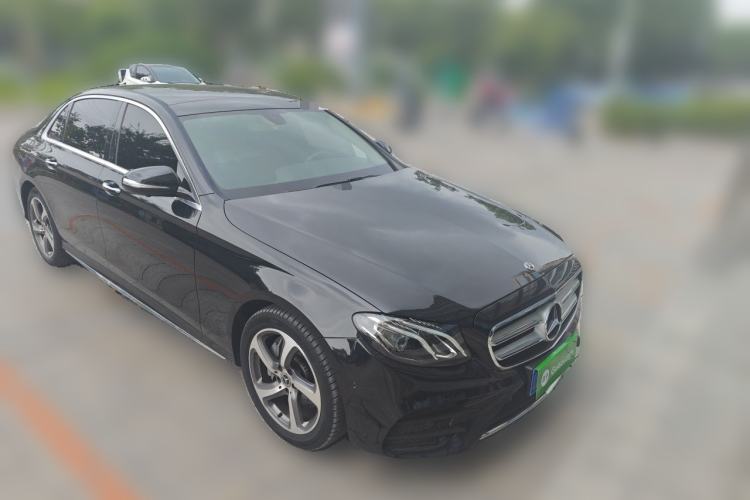 Used Mercedes-Benz E-Class 2018 Restyled E 300 L Sport Luxury Edition Front Right 45 Deg