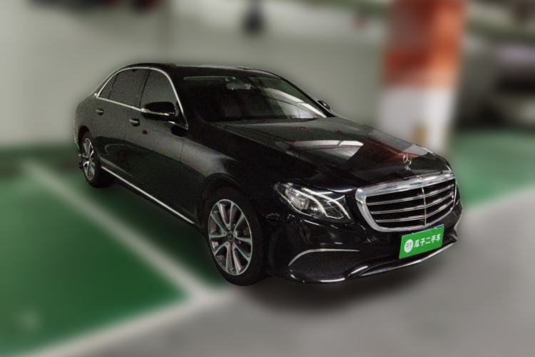Used Mercedes-Benz E-Class 2018 E 300 L Luxury Model Front Right 45 Deg