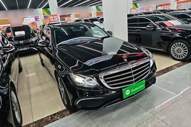 Used Mercedes-Benz E-Class 2018 E 300 L Sporty and Stylish Model Front Right 45 Deg