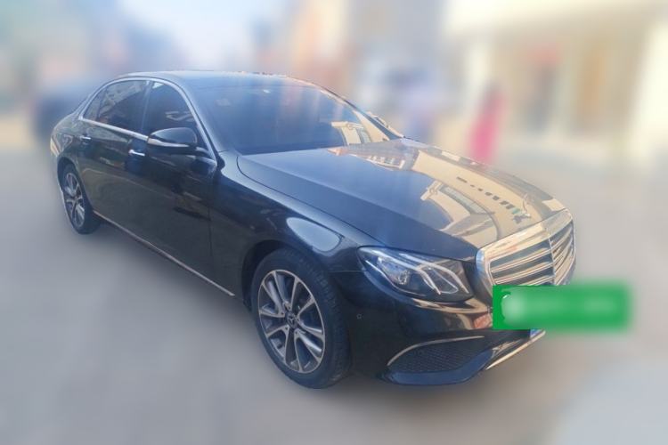 Used Mercedes-Benz E-Class 2018 E 300 L Luxury Model Front Right 45 Deg