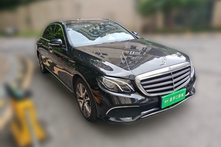Used Mercedes-Benz E-Class 2018 Facelift E 200 L Front Right 45 Deg