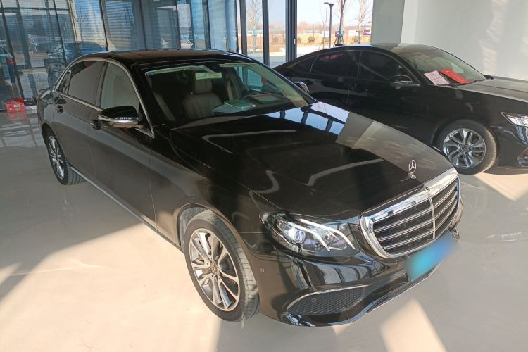 Used Mercedes-Benz E-Class 2018 E 200 L Front Right 45 Deg